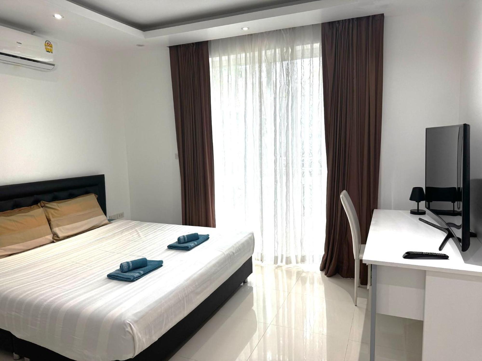 Villa Cheloni 2 Bedrooms Kamala Beach Exterior photo