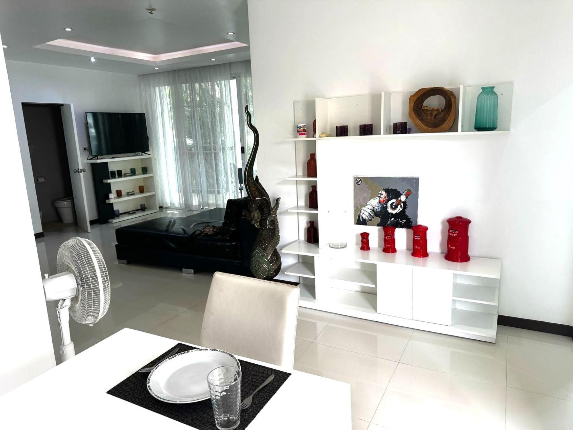 Villa Cheloni 2 Bedrooms Kamala Beach Exterior photo