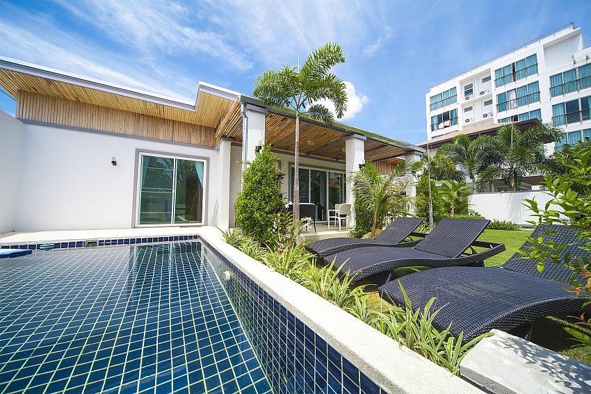 Villa Cheloni 2 Bedrooms Kamala Beach Exterior photo